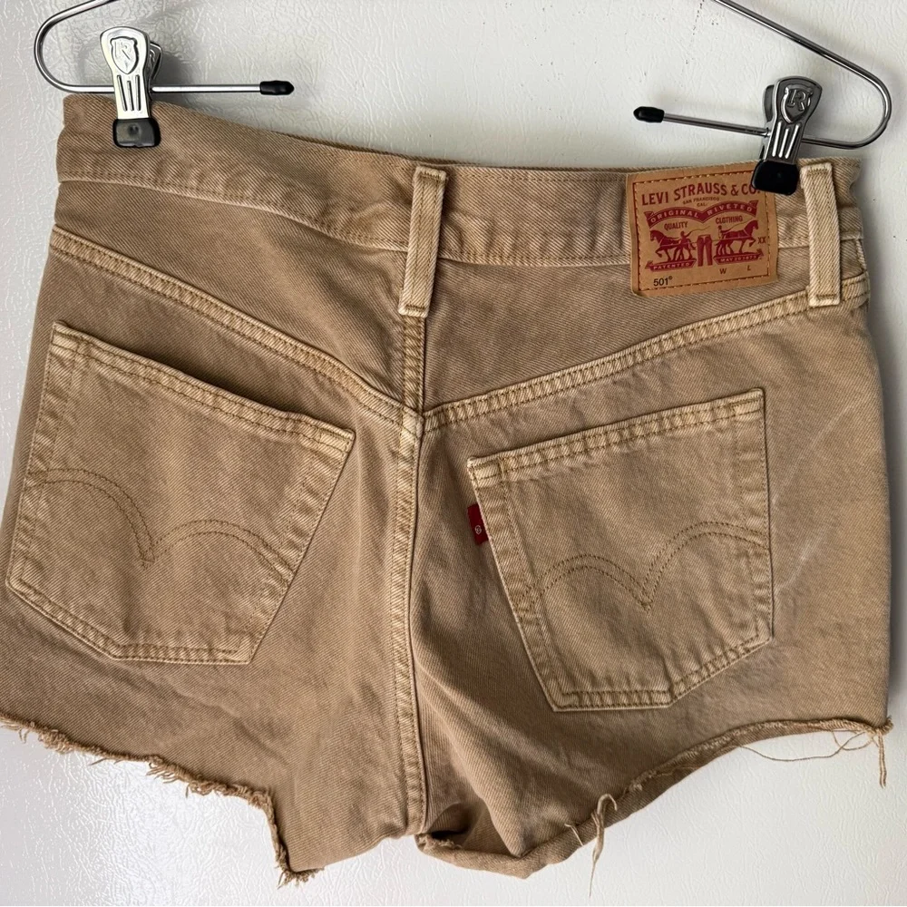 Levi's 501 Tan Frayed Hem High-Rise Jean Shorts - Picture 2 of 6